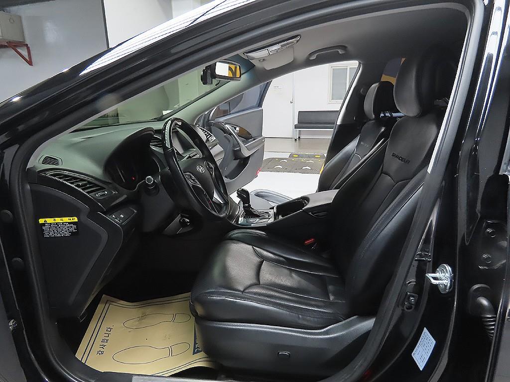 HYUNDAI Grandeur 2015 Negro - Importación desde Corea - HF Imports Iquique - Foto 12