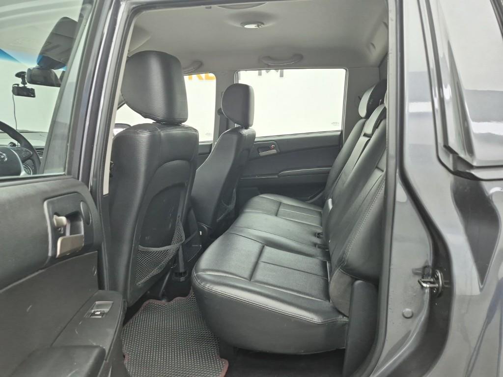 Ssangyong Korando - Vista 12