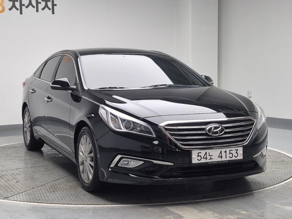 HYUNDAI Sonata - Vista 4