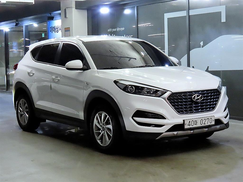HYUNDAI Tucson 2017 Blanco - Importación desde Corea - HF Imports Iquique - Foto 1