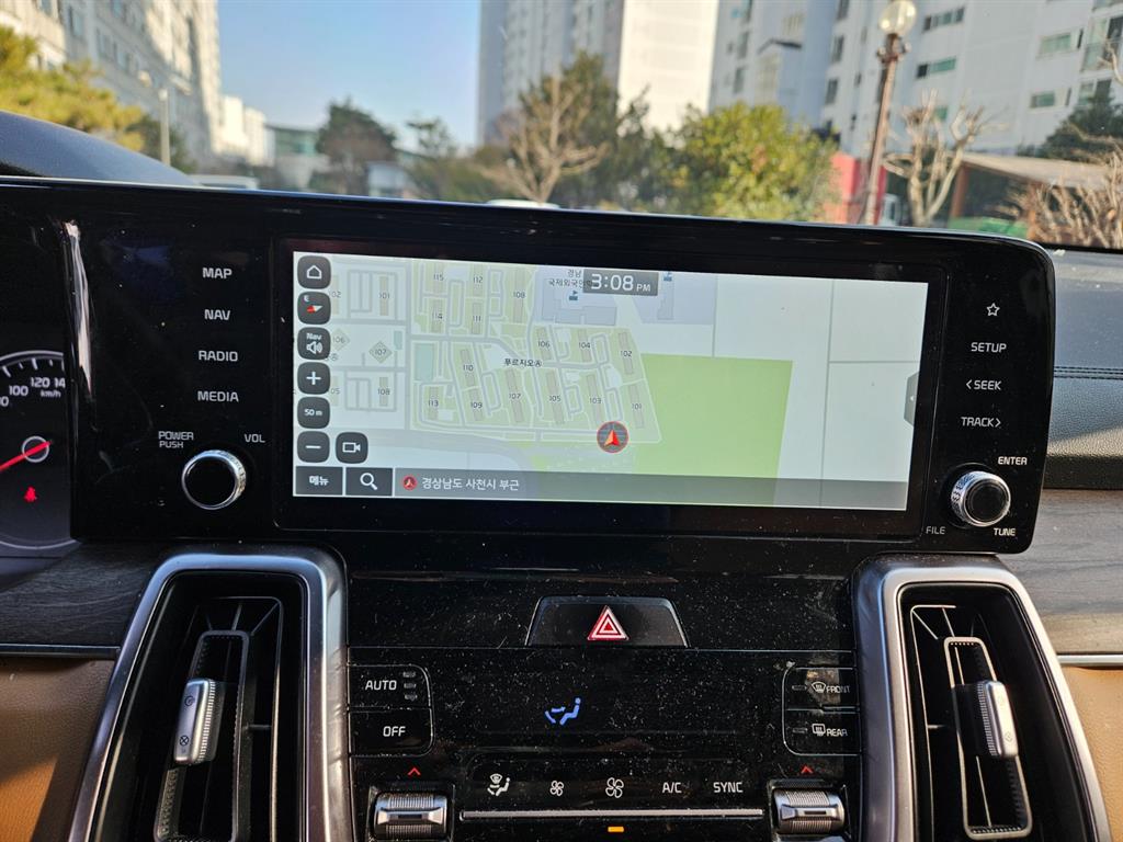 KIA Sorento - Vista 10