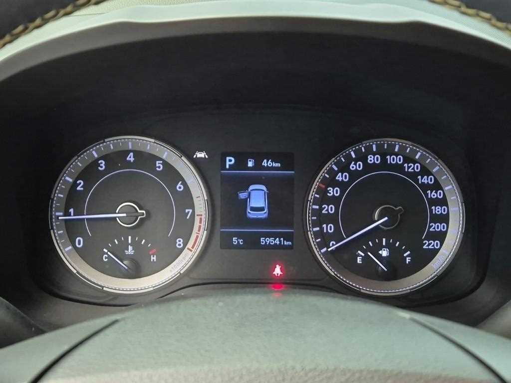 HYUNDAI Venue - Vista 6