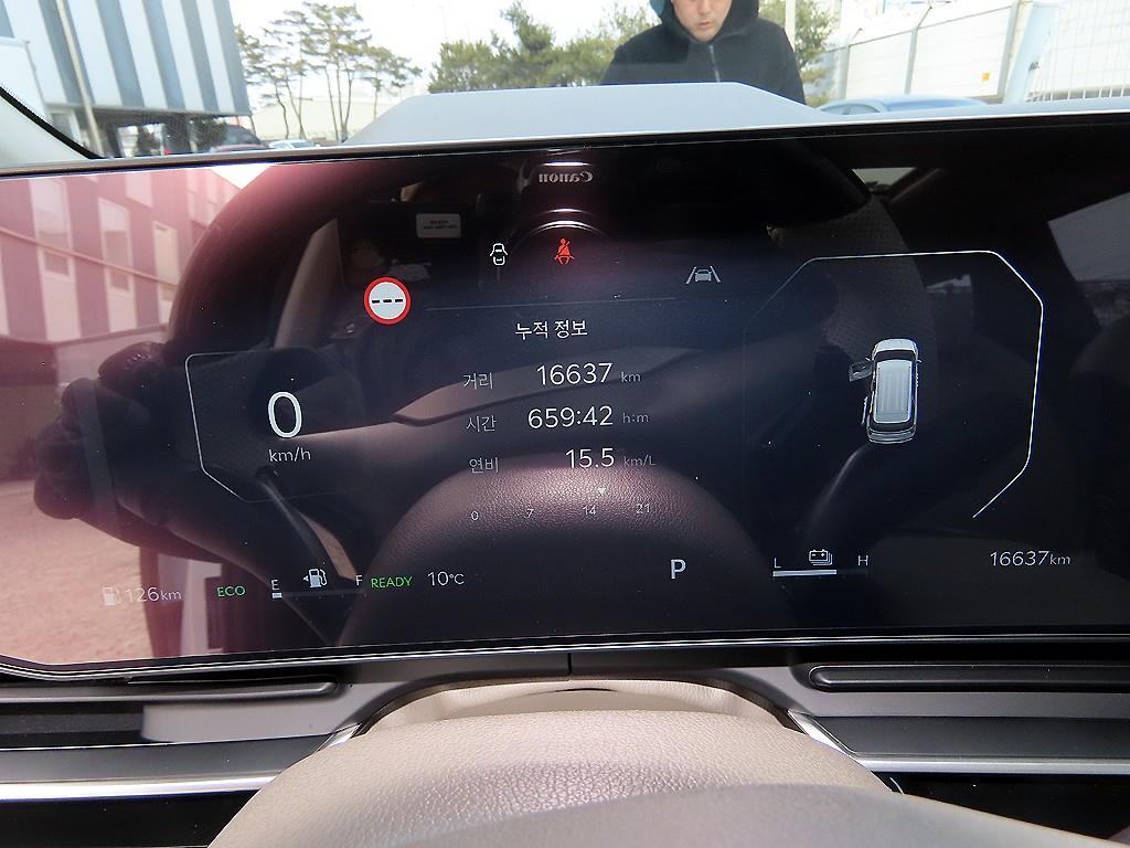 KIA Carnival - Vista 10