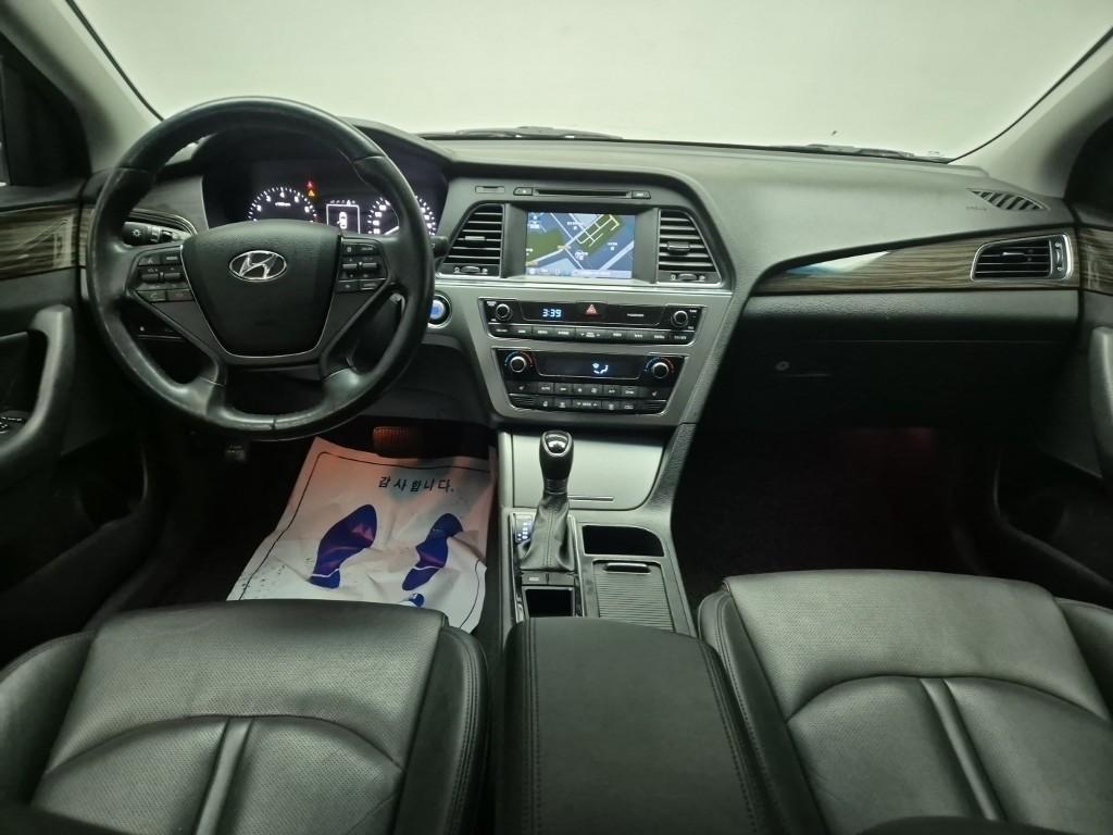 HYUNDAI Sonata - Vista 5