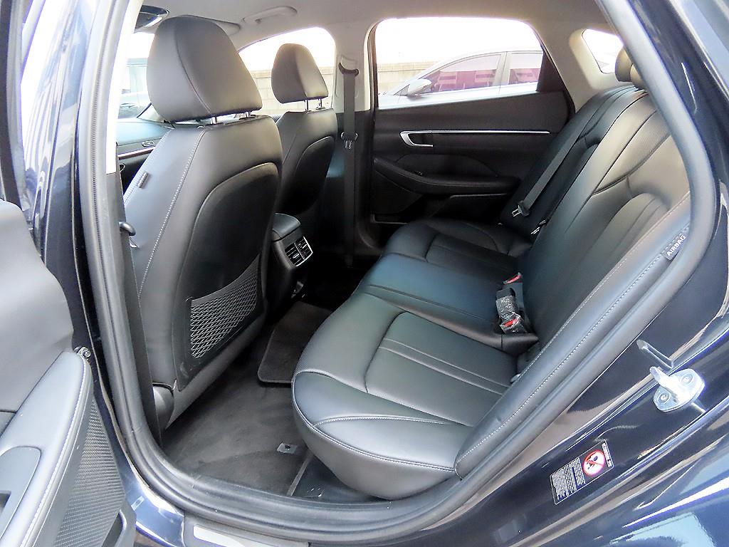 HYUNDAI Sonata - Vista 6