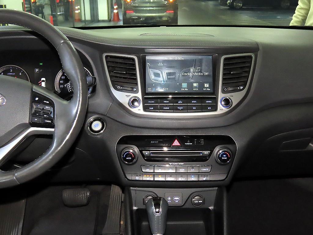 HYUNDAI Tucson - Vista 11