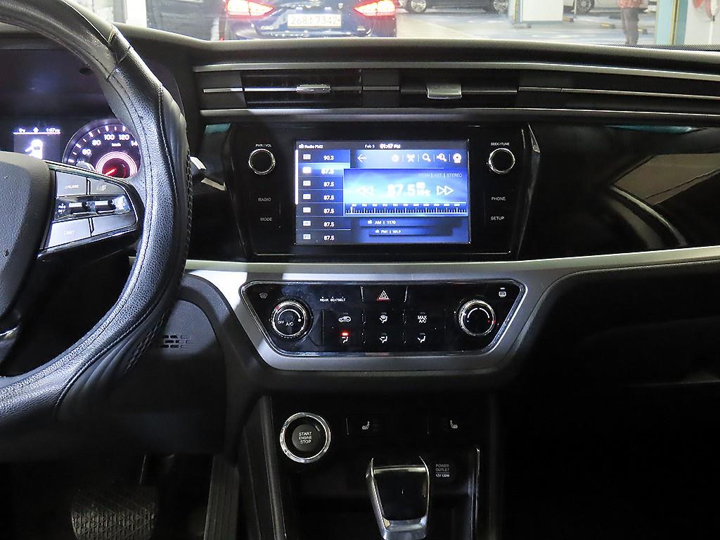 Ssangyong Korando - Vista 11