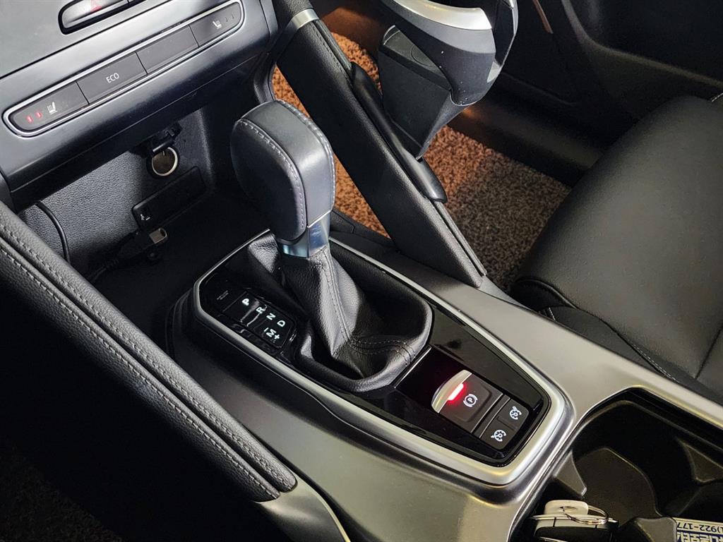 SAMSUNG QM6 - Vista 10