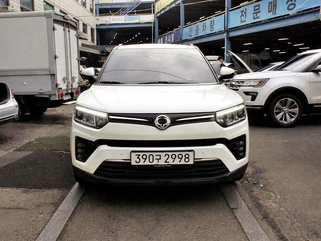 Ssangyong Tivoli 2021 Blanco - Importación desde Corea - HF Imports Iquique - Foto 1