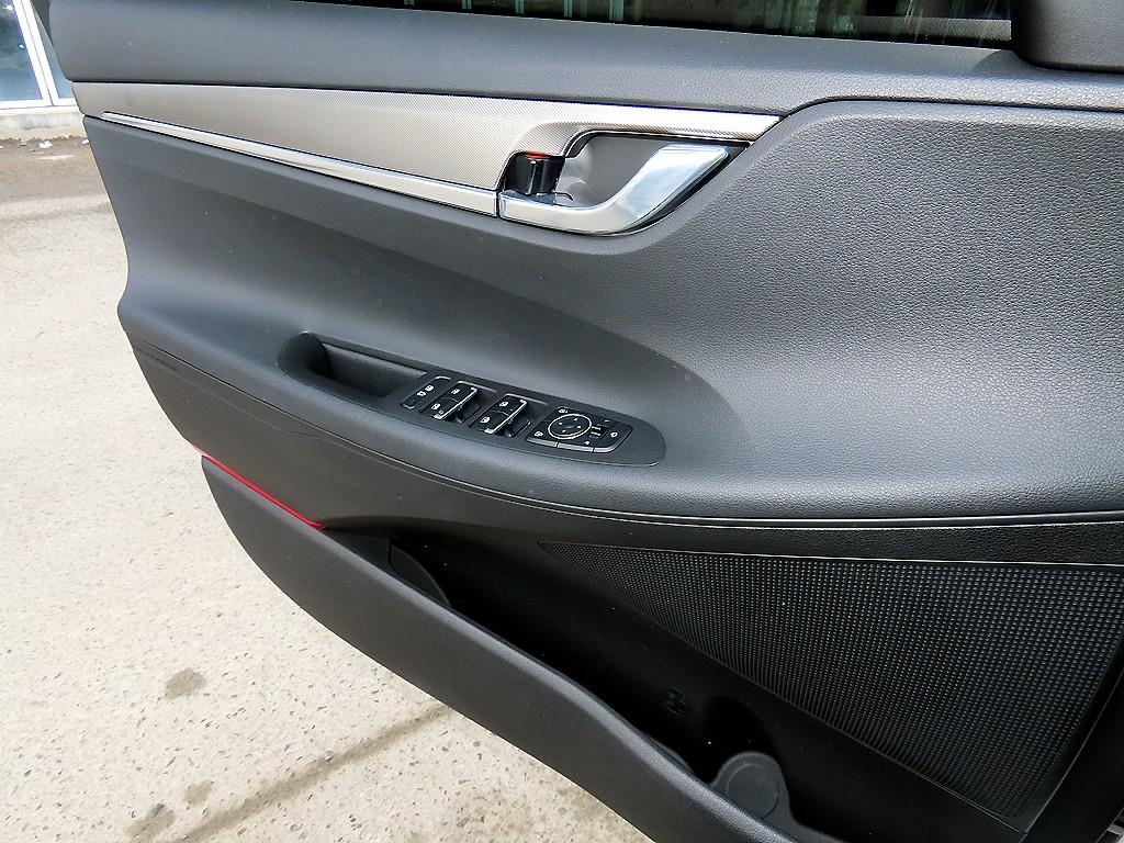 HYUNDAI Grandeur - Vista 11