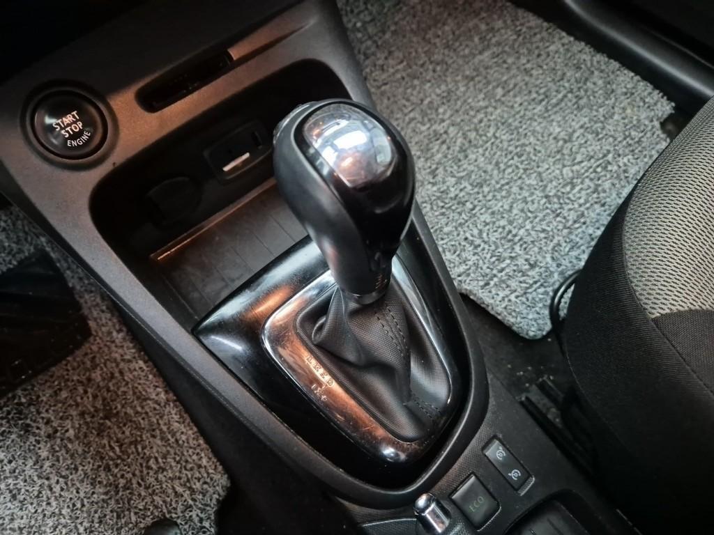 SAMSUNG QM3 - Vista 8