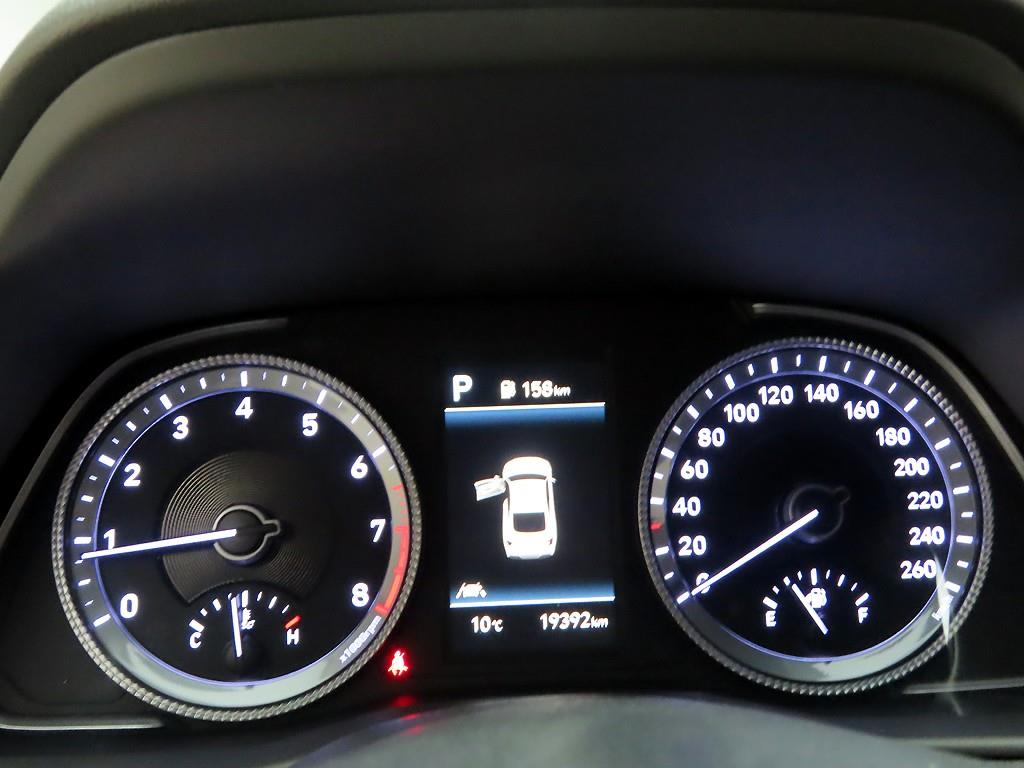 HYUNDAI Sonata - Vista 6