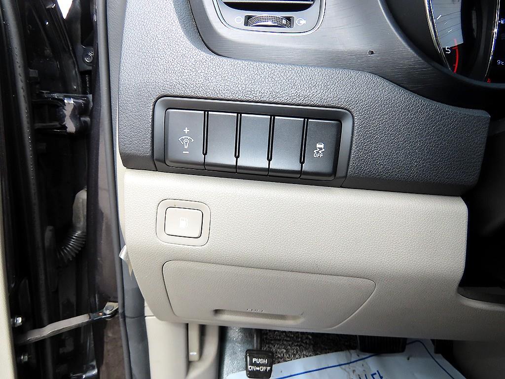 KIA Carnival 2019 Gris - Importación desde Corea - HF Imports Iquique - Foto 13