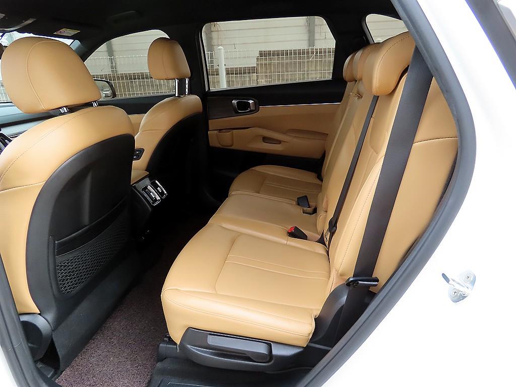 KIA Sorento - Vista 6