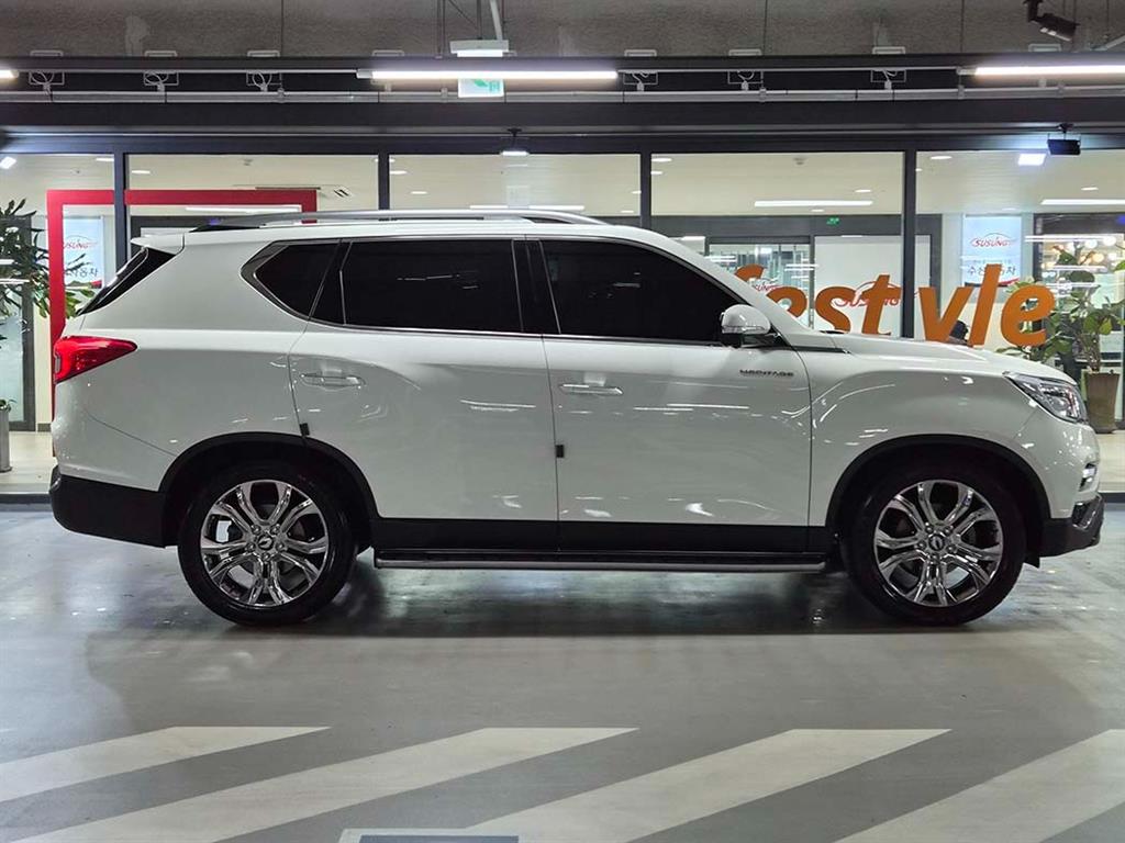 Ssangyong Rexton - Vista 3