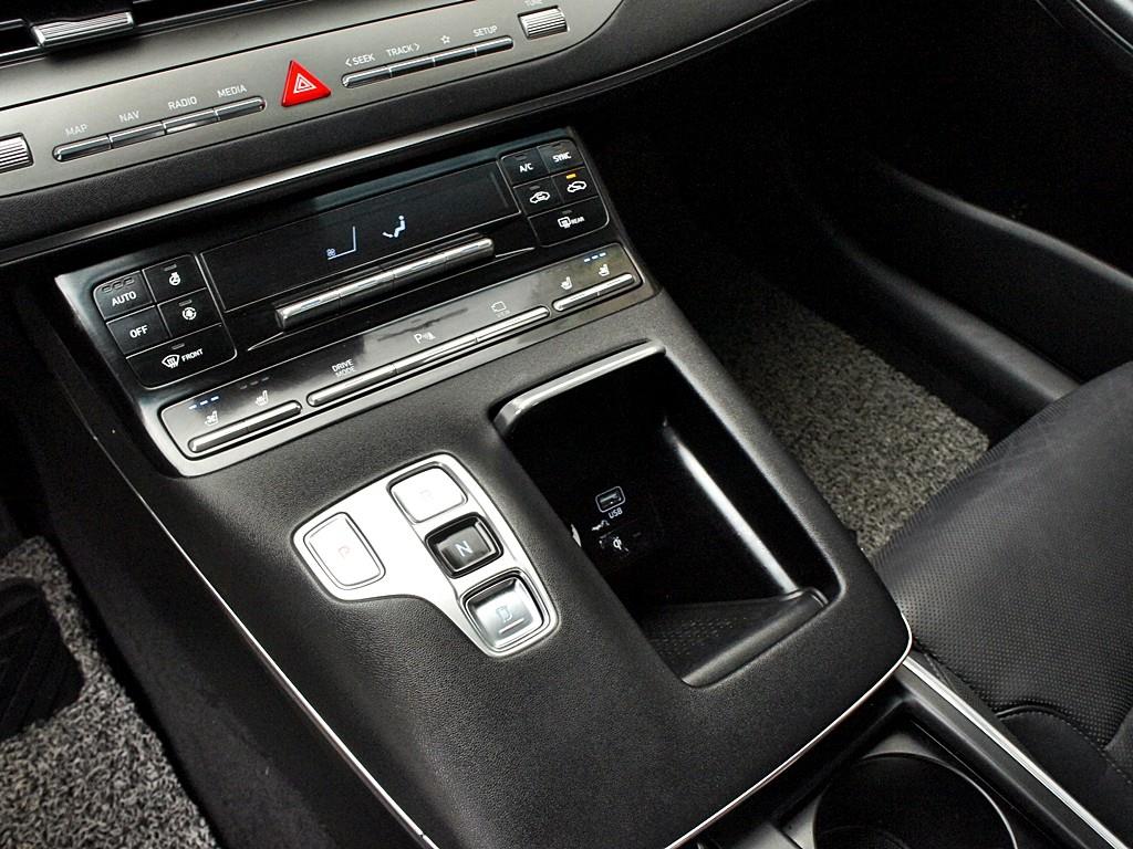 HYUNDAI Grandeur 2020 Negro - Importación desde Corea - HF Imports Iquique - Foto 11