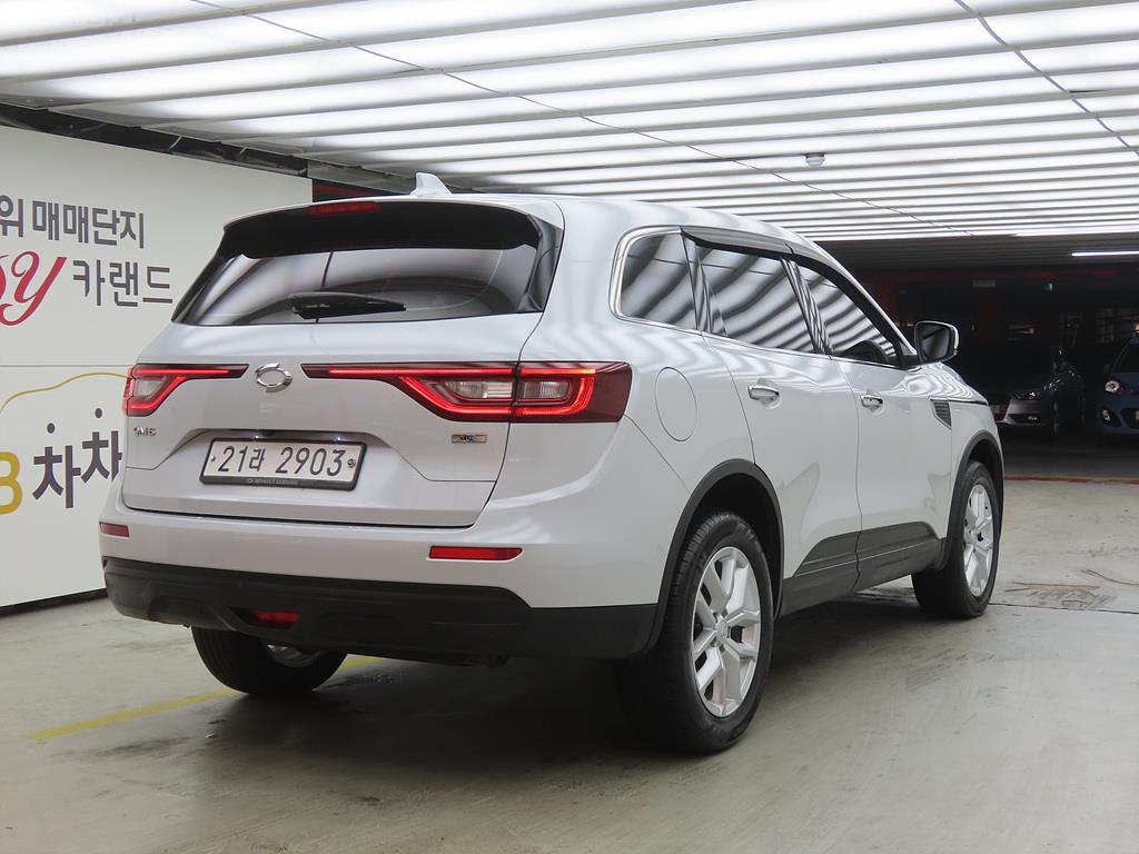 SAMSUNG QM6 - Vista 4