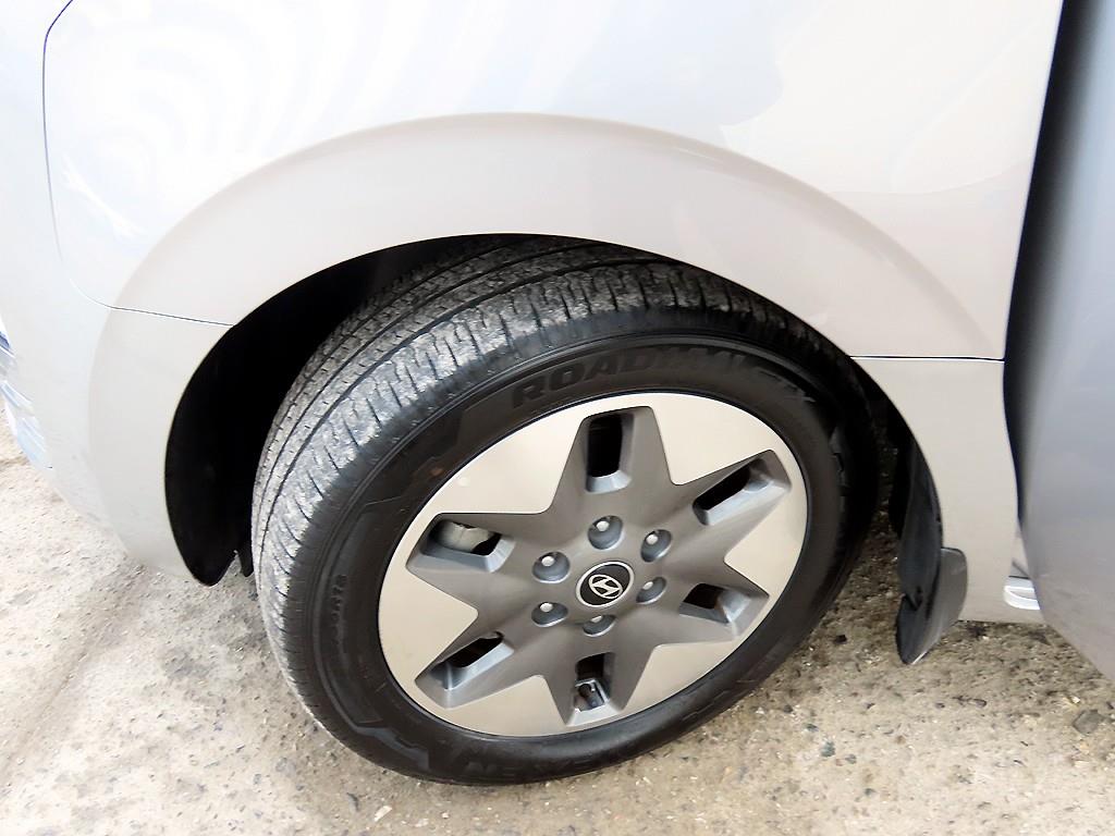 HYUNDAI Staria 2025 Gris - Importación desde Corea - HF Imports Iquique - Foto 20