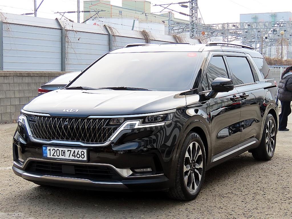 KIA Carnival - Vista 2