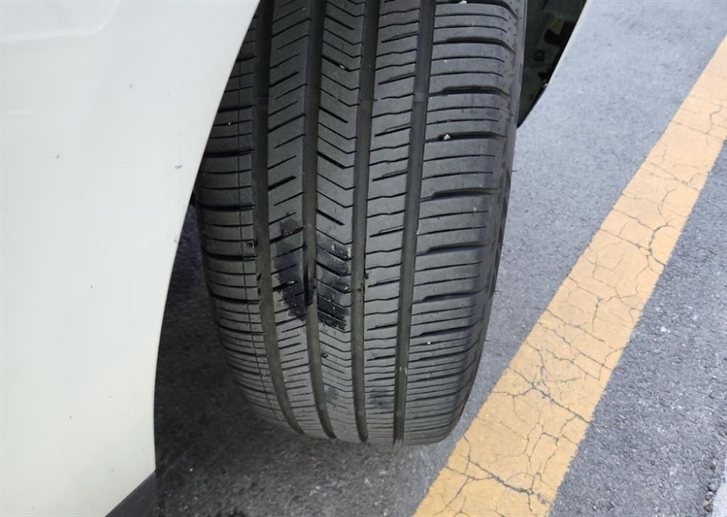 Jaguar F-PACE - Vista 6