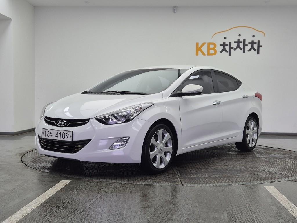 HYUNDAI Avante 2012 Blanco - Importación desde Corea - HF Imports Iquique - Foto 1