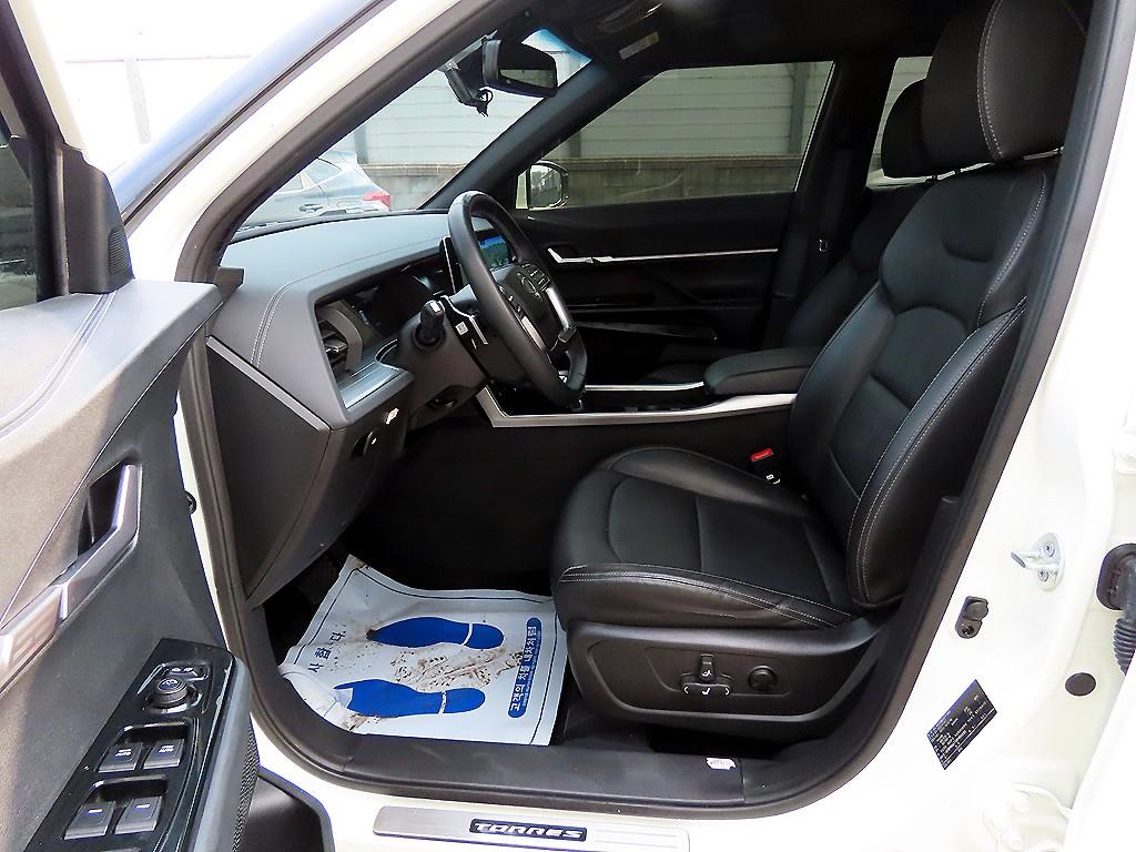 Ssangyong Torres - Vista 5