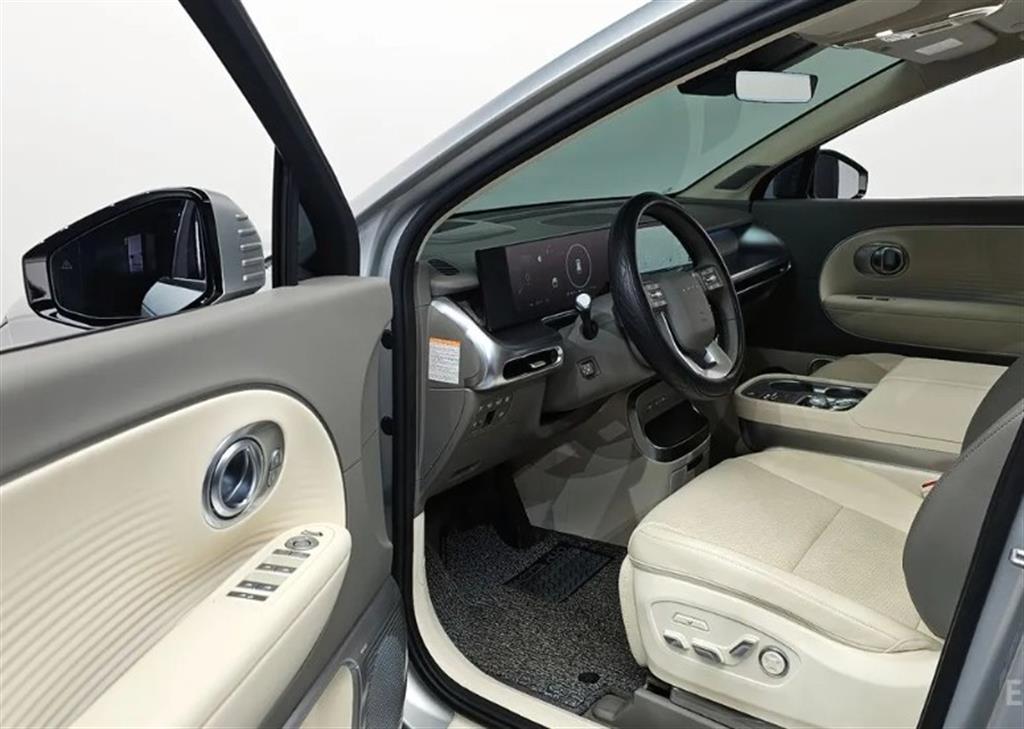 HYUNDAI IONIQ 9 - Vista 11