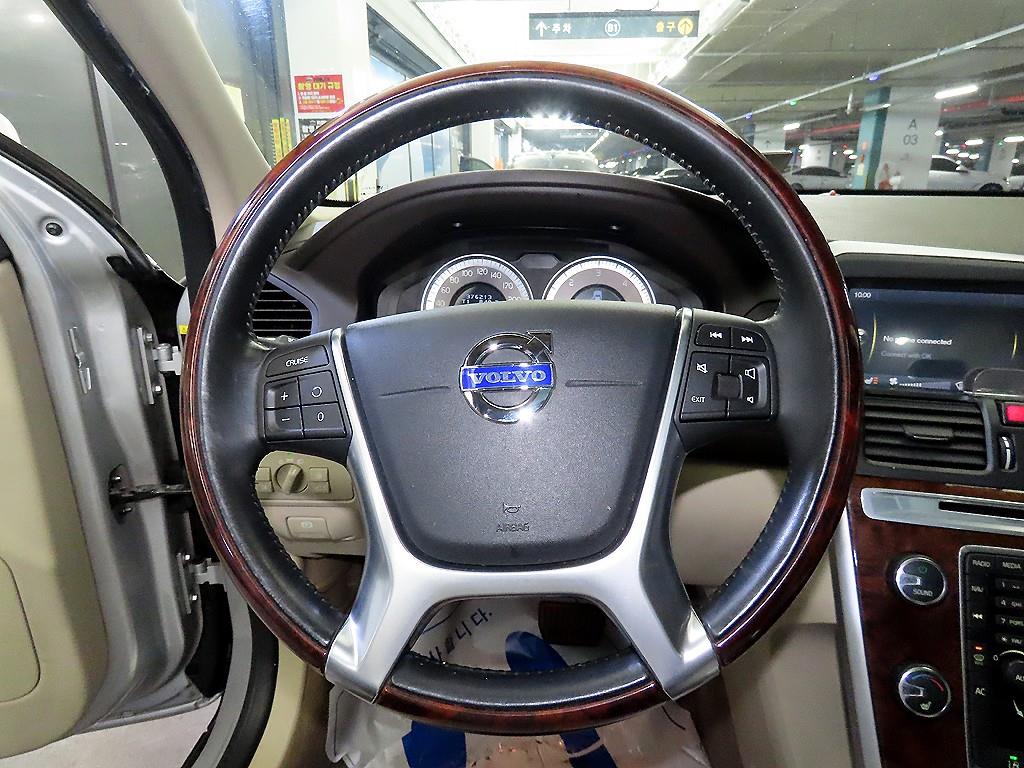 Volvo XC60 - Vista 8