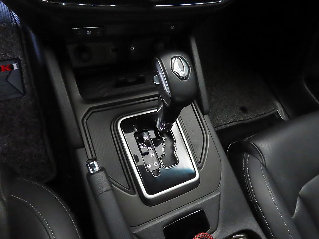 Ssangyong Rexton - Vista 12