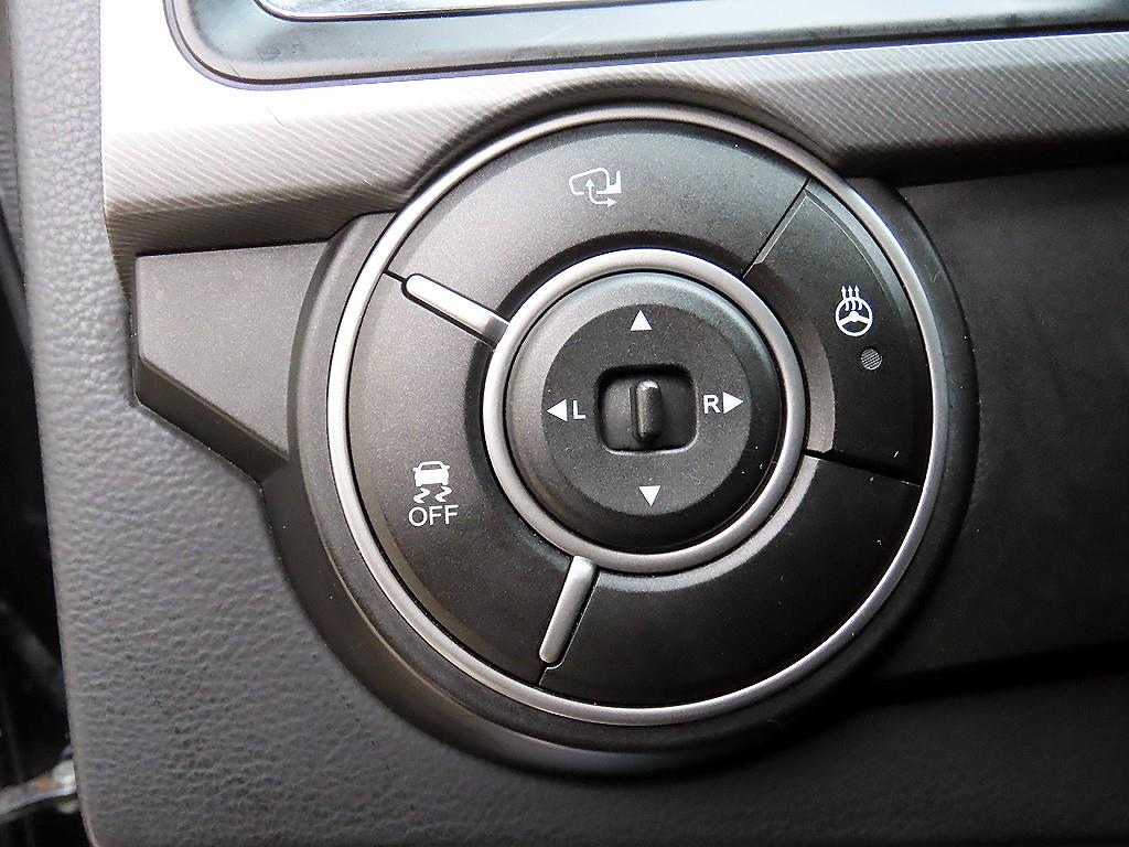 Ssangyong Korando - Vista 12