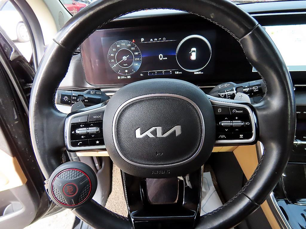 KIA Carnival - Vista 9