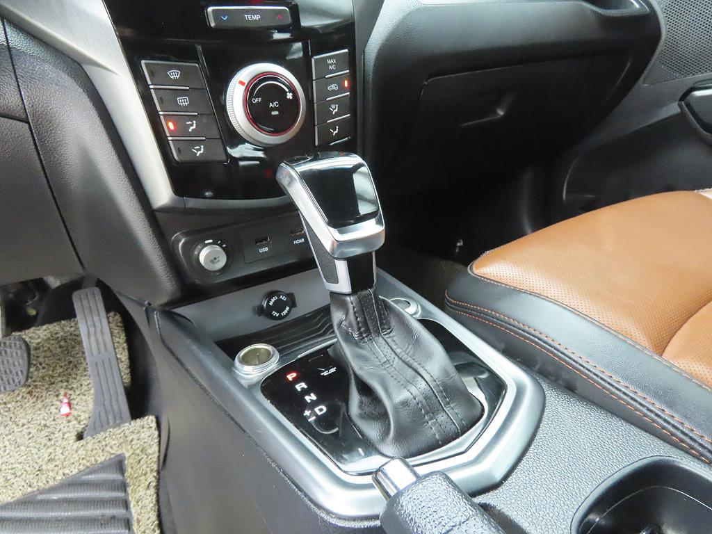 Ssangyong Tivoli - Vista 11