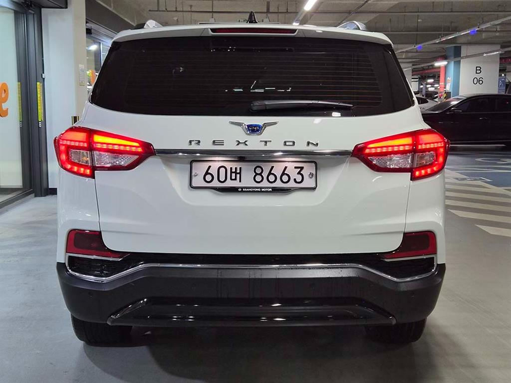 Ssangyong Rexton - Vista 5