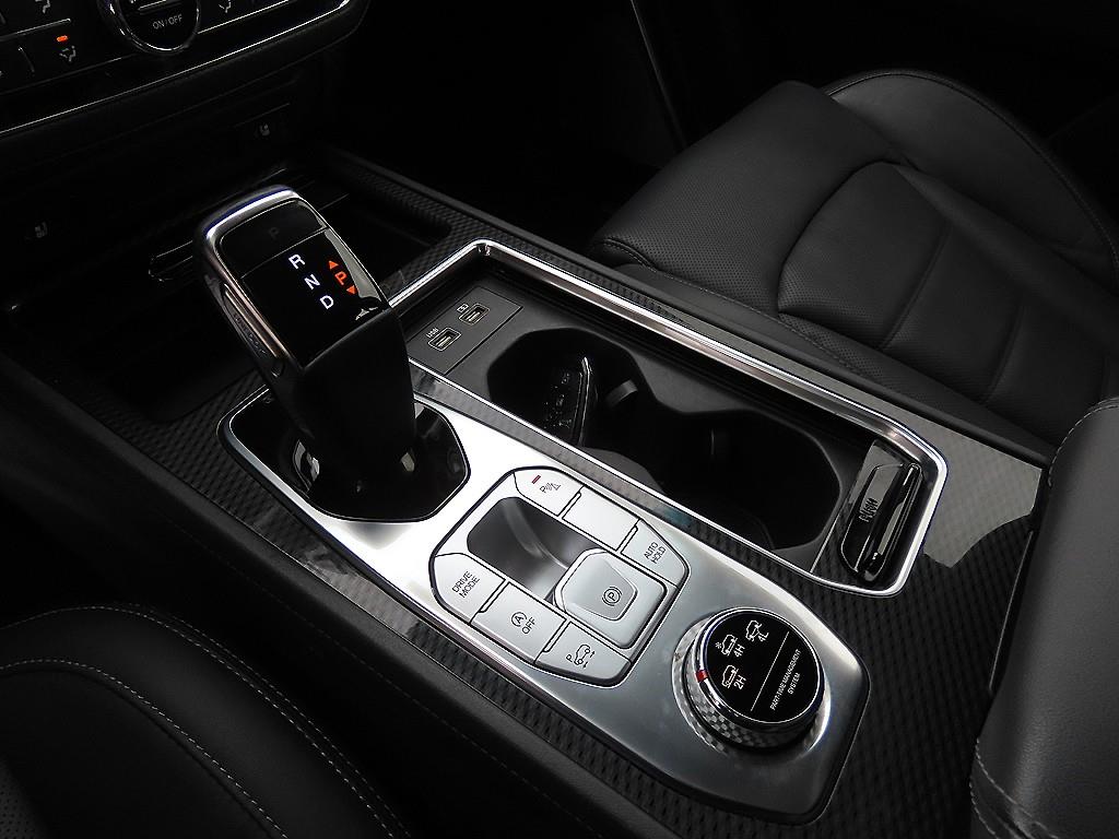 Ssangyong Rexton - Vista 10