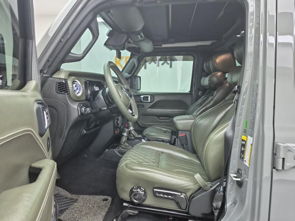 Jeep Wrangler - Vista 11