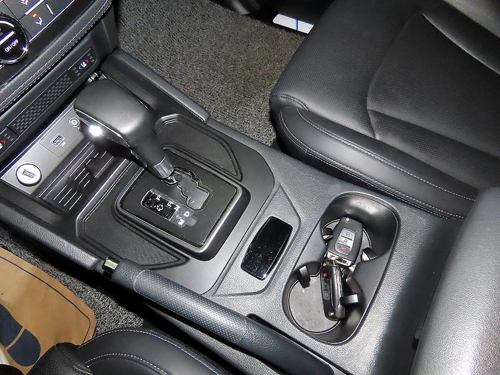 Ssangyong Rexton - Vista 12