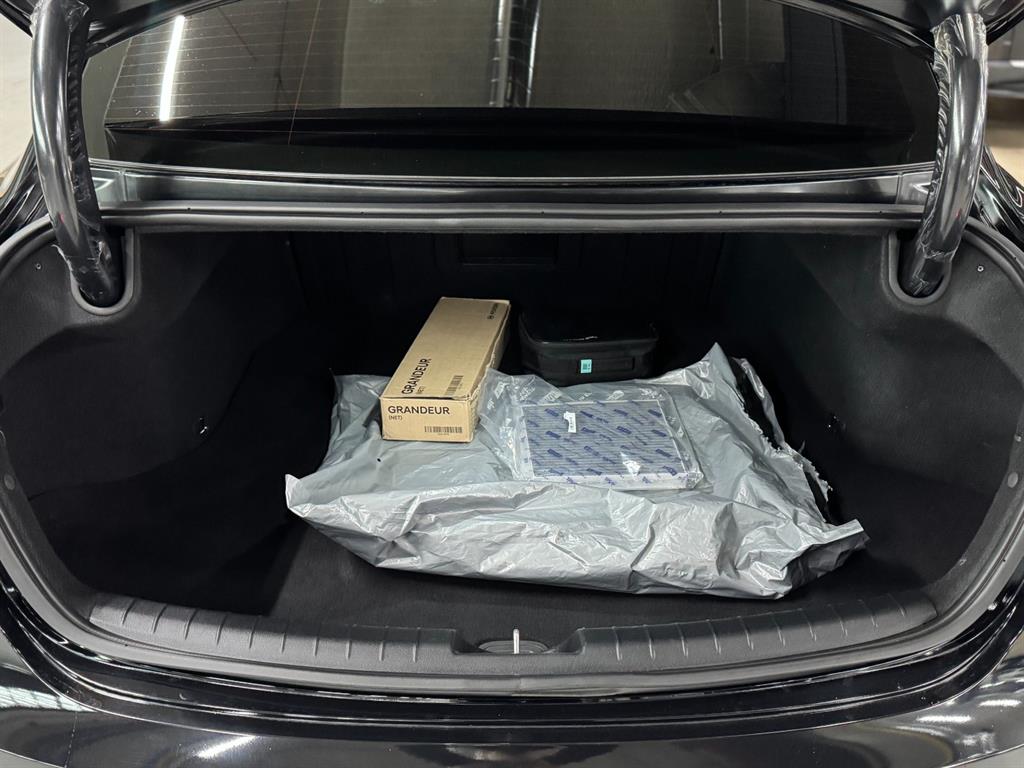 HYUNDAI Grandeur 2023 Negro - Importación desde Corea - HF Imports Iquique - Foto 13