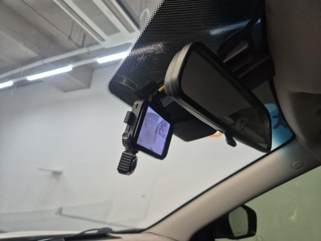 Ssangyong Tivoli 2017 Blanco - Importación desde Corea - HF Imports Iquique - Foto 14