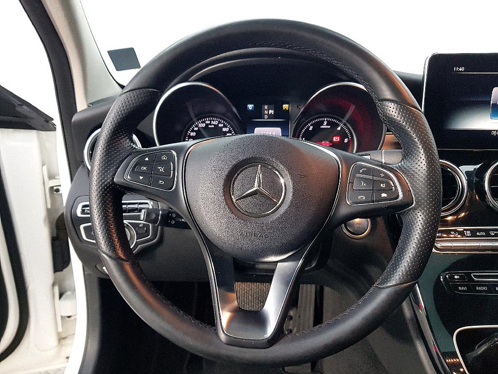 Mercedes Benz C Class - Vista 11