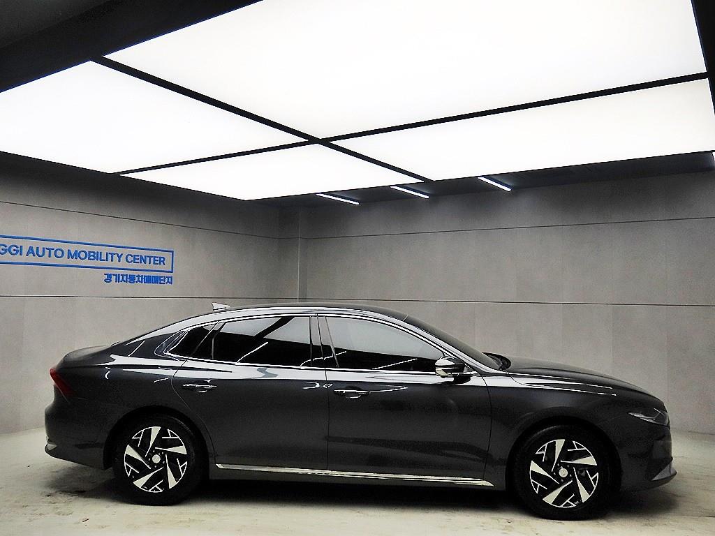 HYUNDAI Grandeur - Vista 2