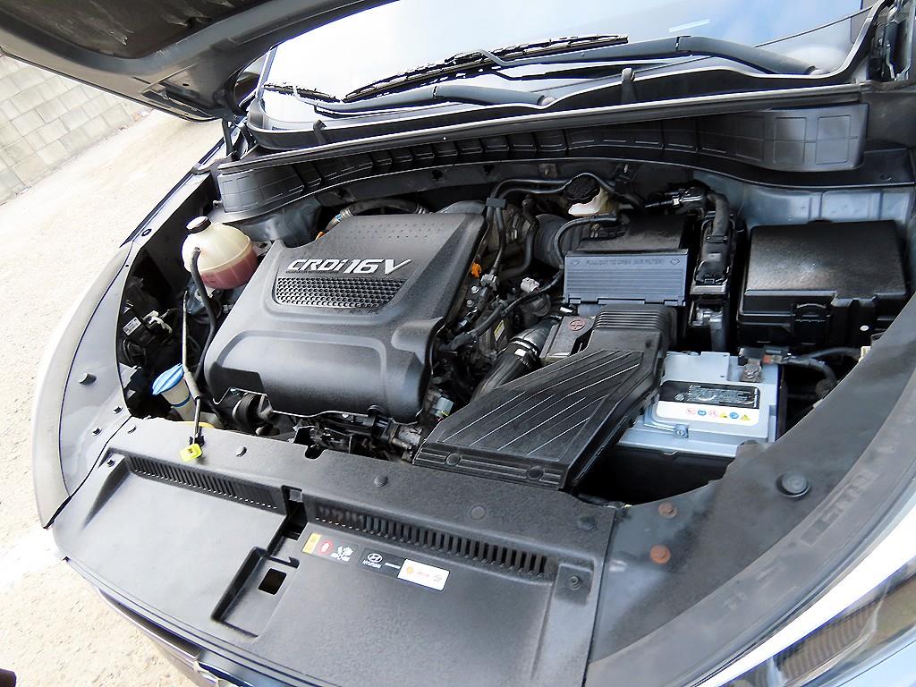 HYUNDAI Tucson 2017 Gris - Importación desde Corea - HF Imports Iquique - Foto 19