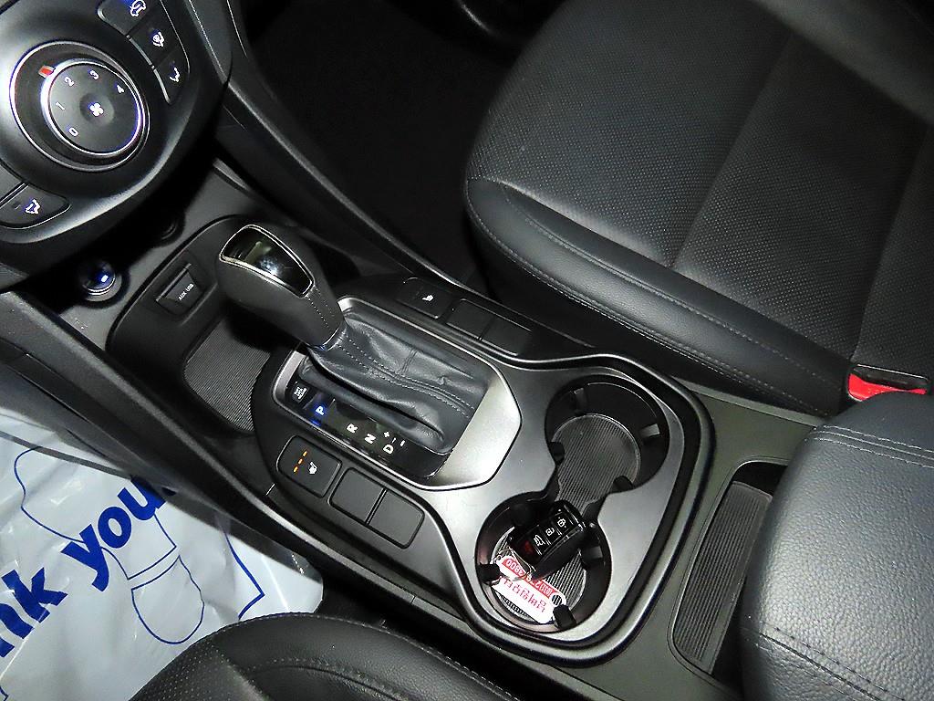 HYUNDAI Santa Fe - Vista 12