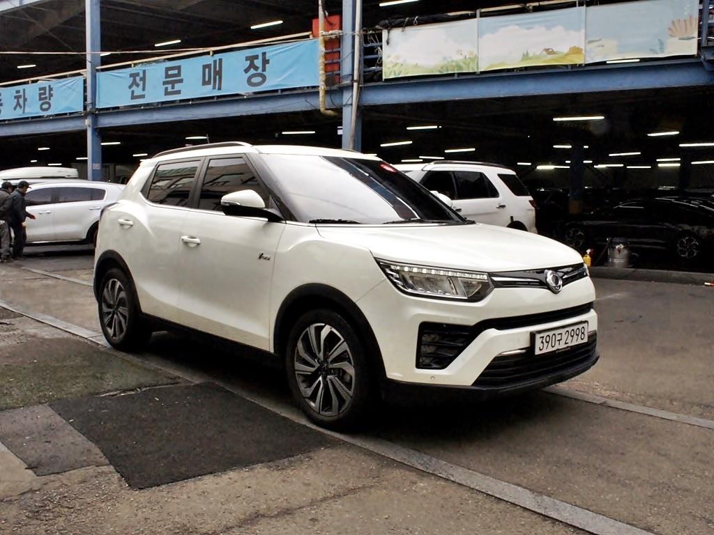 Ssangyong Tivoli - Vista 3