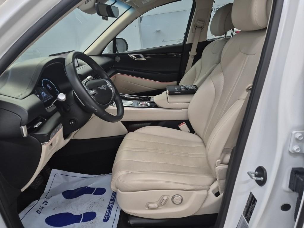 Genesis GV80 - Vista 11