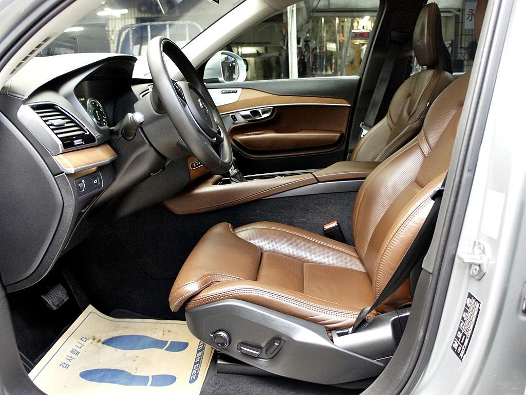 Volvo XC90 - Vista 9