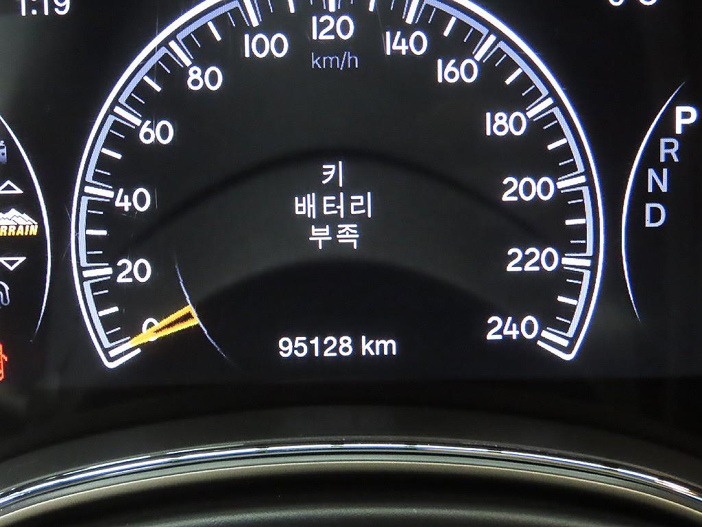 Jeep Cherokee - Vista 11