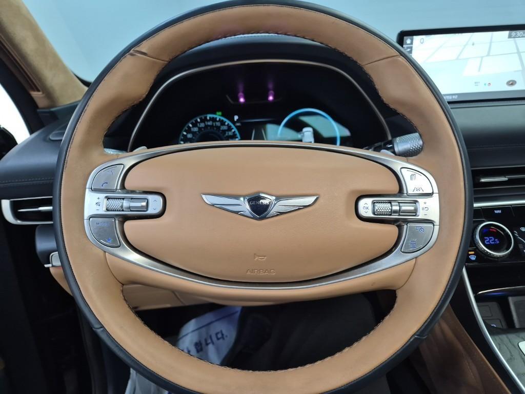 Genesis GV80 - Vista 9