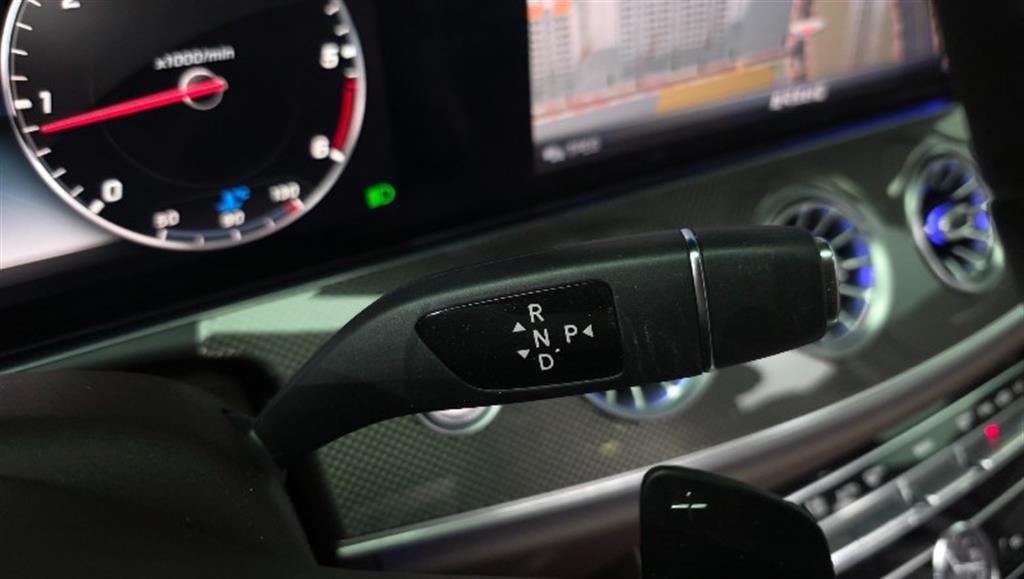 Mercedes Benz CLS Class - Vista 9