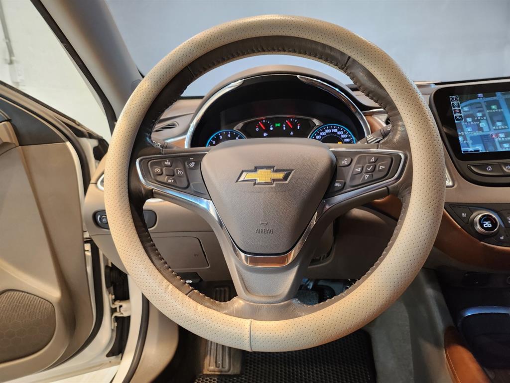 Chevrolet Malibu - Vista 8