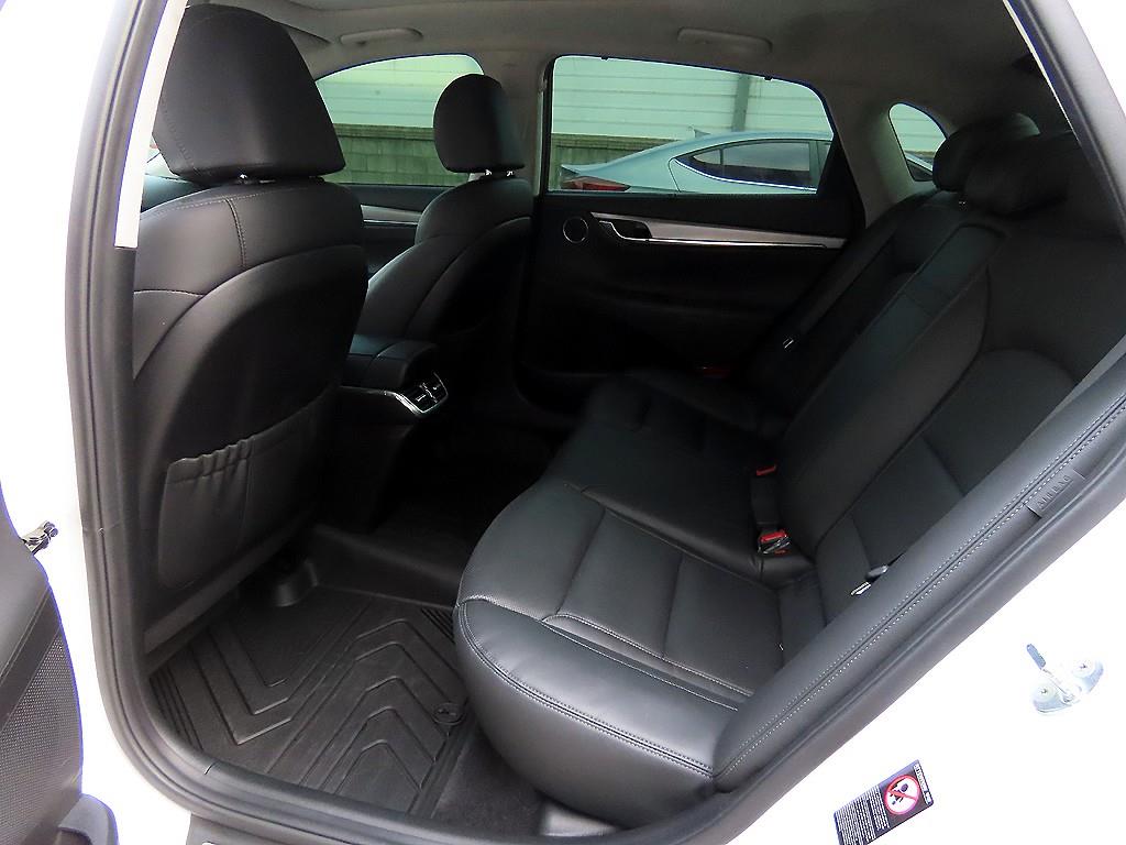 HYUNDAI Grandeur - Vista 6